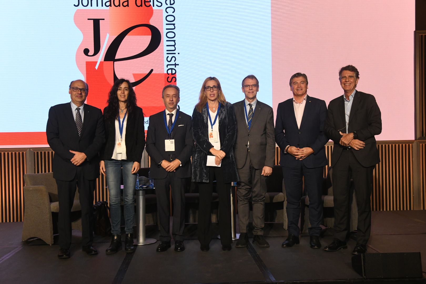 El president de la Cecot ha debatut sobre els reptes per a la sostenibilitat de l'economia catalana a la Jornada dels Economistes 2022