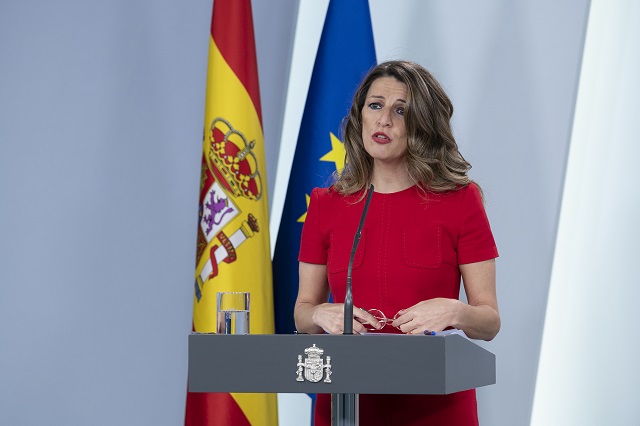 AMPLIACIÓ | La Cecot demana a la Ministra de Treball una ampliació del termini de presentació dels ERTOs davant la saturació del SEPE