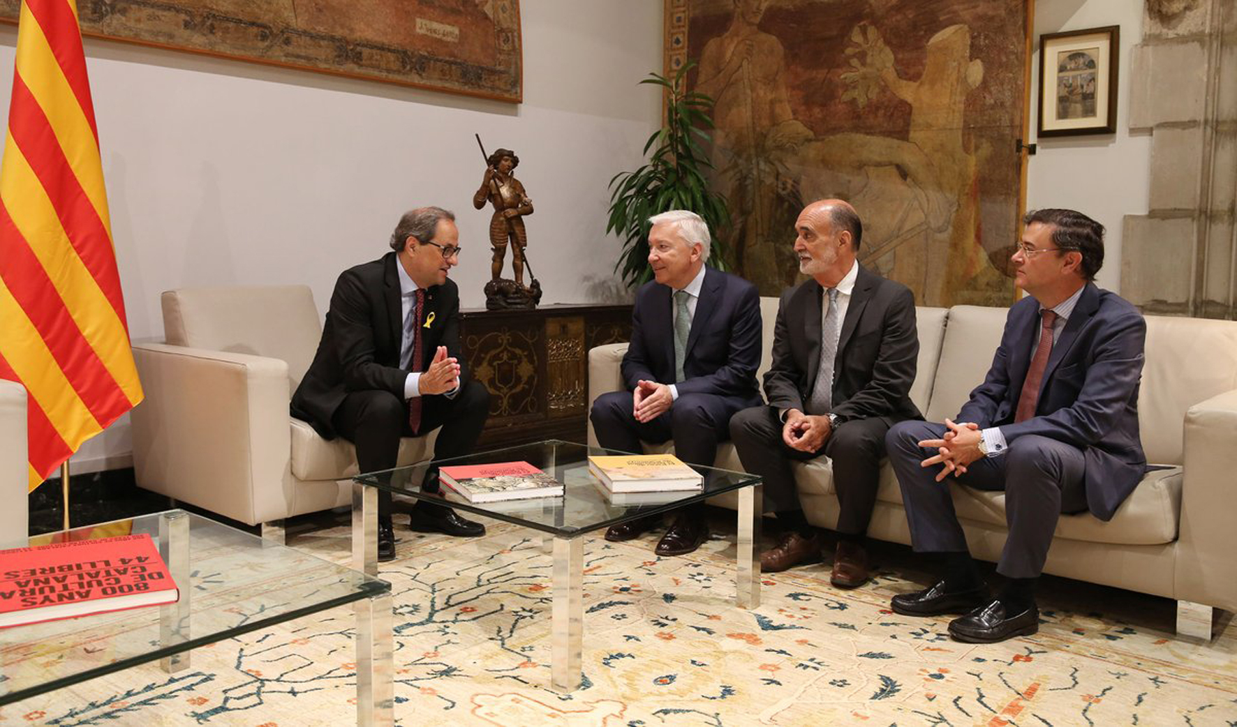 El president Quim Torra rep, en visita institucional, el comitè executiu de la patronal Cecot al Palau de la Generalitat 